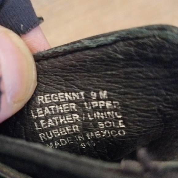 Steve Madden Black Ankle Boots with Slouchy Design - Picture 6 of 6